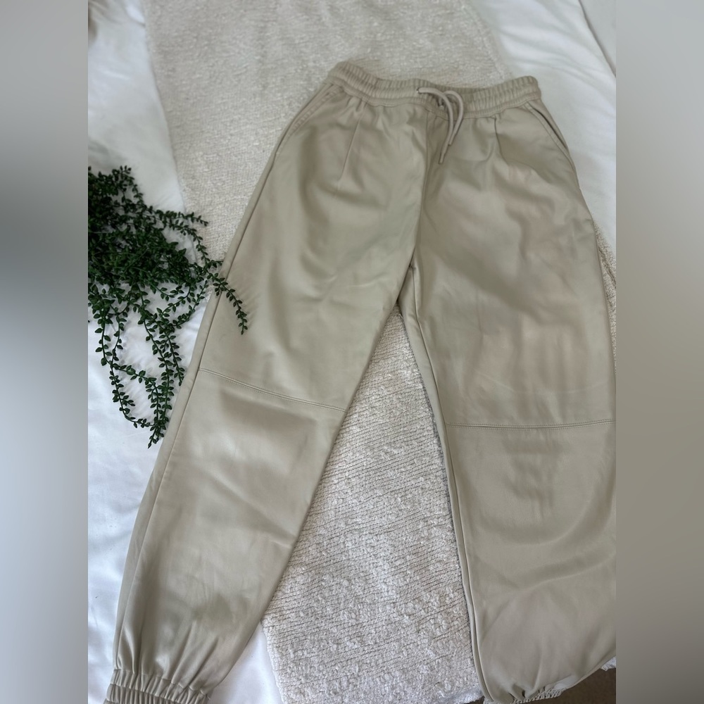 women leather pants